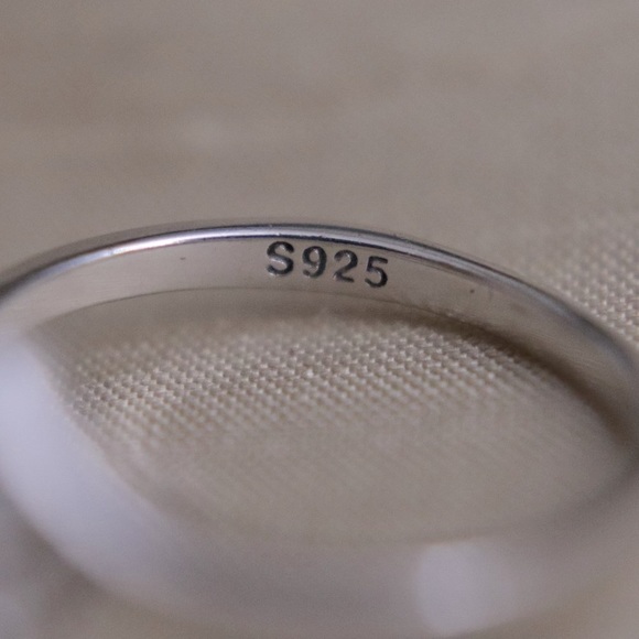Sterling Silver 925 Cubic Zirconia Ring - Size 7 - Picture 7 of 7